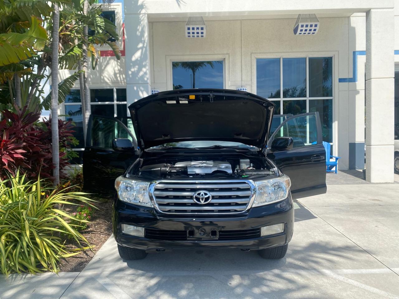 2008 Toyota Land Cruiser LOOKS LIKE NEW 4WD Pompano Beach FL
