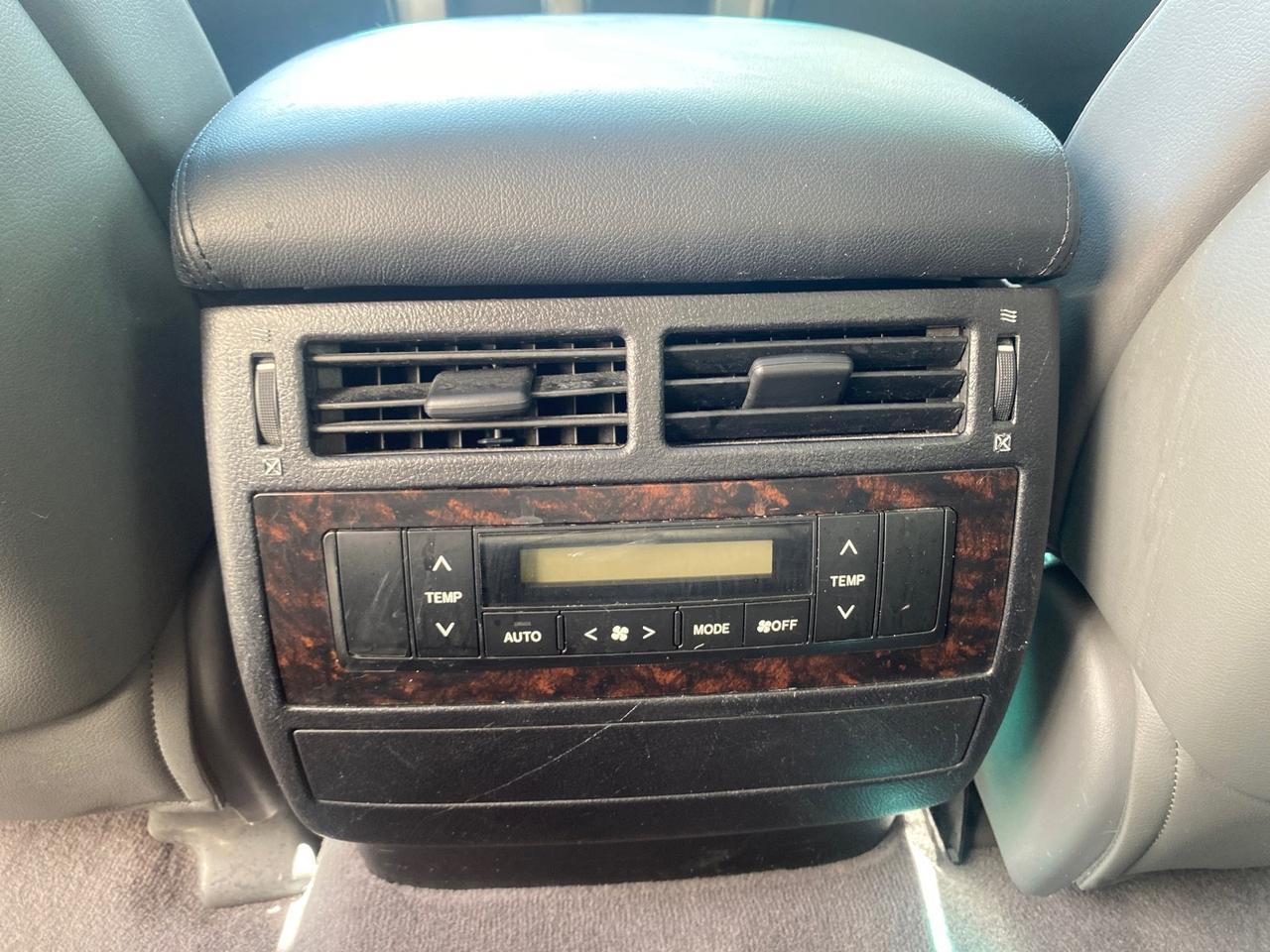 2008 Toyota Land Cruiser LOOKS LIKE NEW 4WD Pompano Beach FL