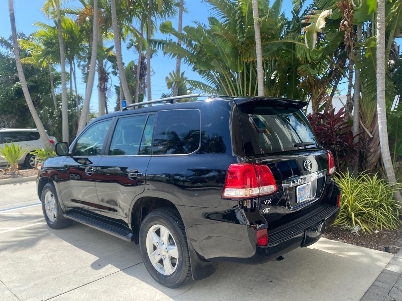 2008 Toyota Land Cruiser LOOKS LIKE NEW 4WD Pompano Beach FL