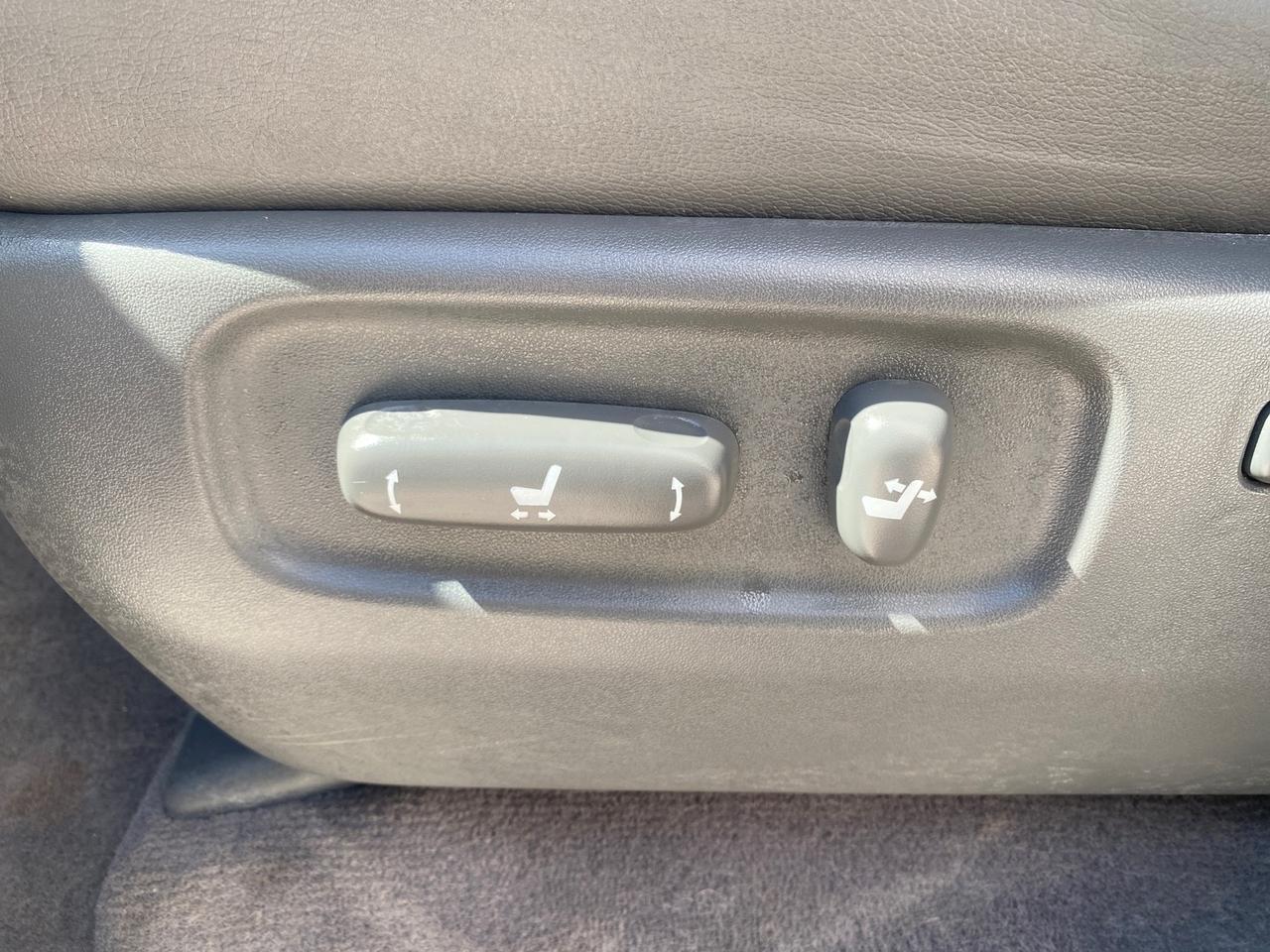 2008 Toyota Land Cruiser LOOKS LIKE NEW 4WD Pompano Beach FL