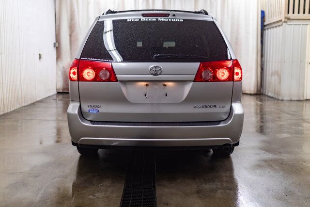 2008 Toyota Sienna LE Nav Red Deer AB