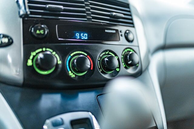 2008 Toyota Sienna LE Nav Red Deer AB