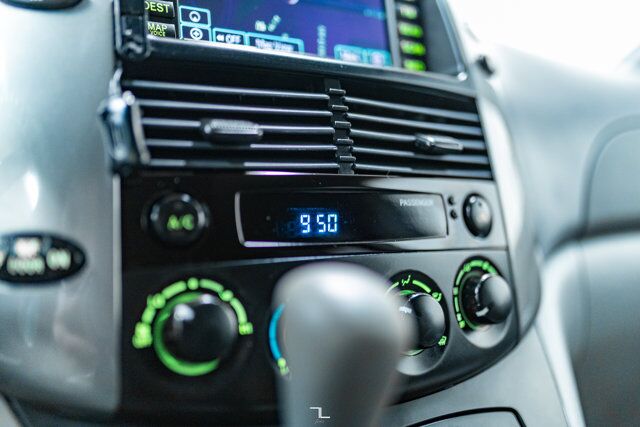 2008 Toyota Sienna LE Nav Red Deer AB