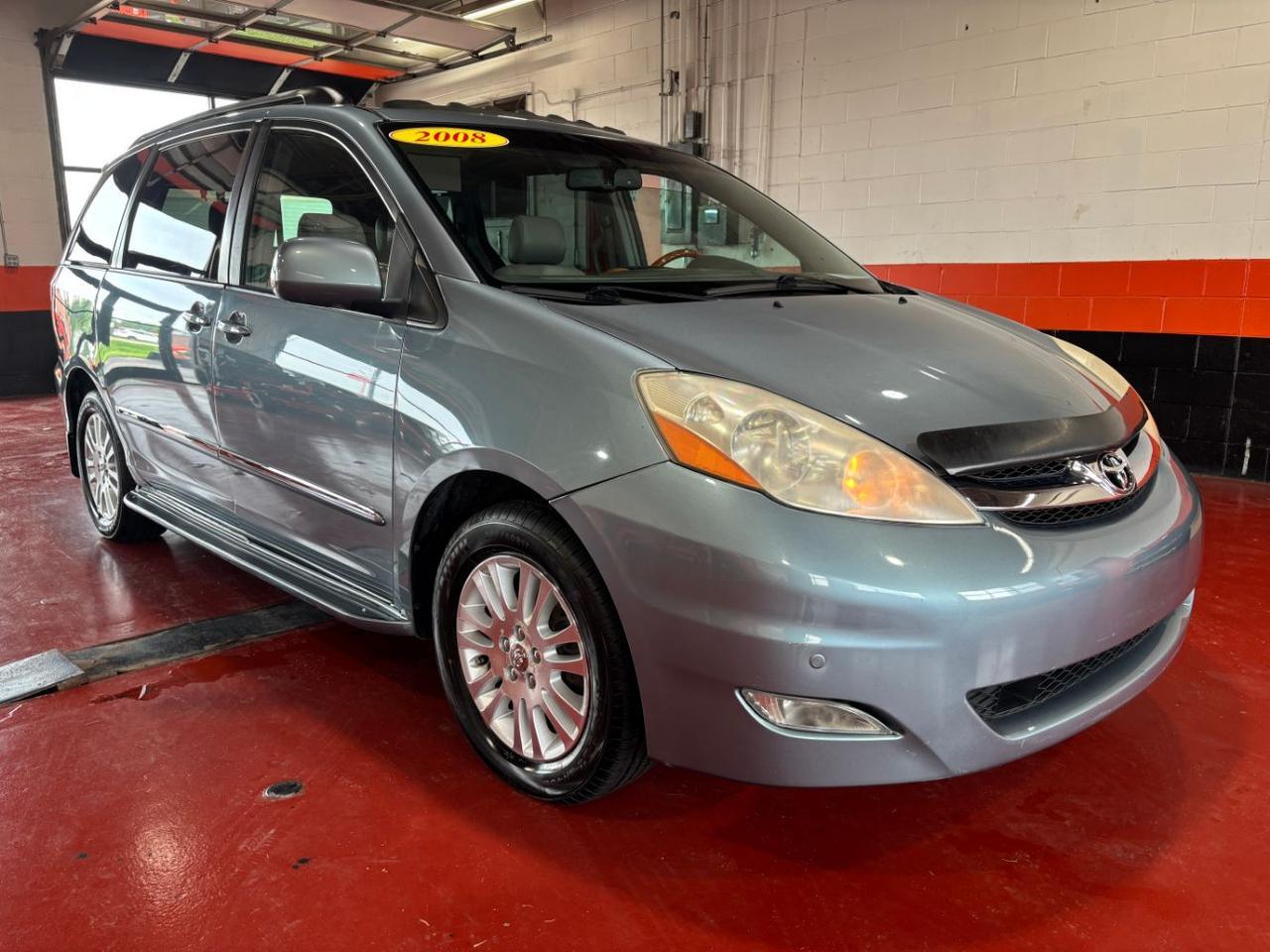 2008 Toyota Sienna Limited Franklin OH