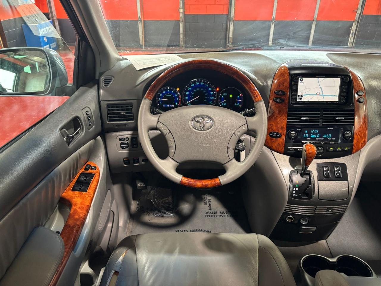 2008 Toyota Sienna Limited Franklin OH