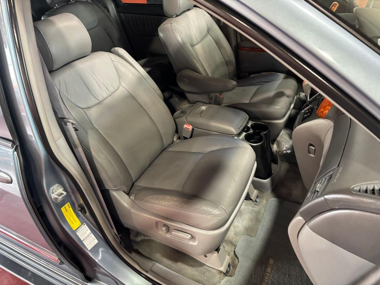2008 Toyota Sienna Limited Franklin OH