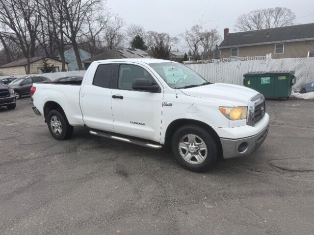 2008 Toyota Tundra Base 5.7L V8 | SR5 5.7L V8 East Islip NY
