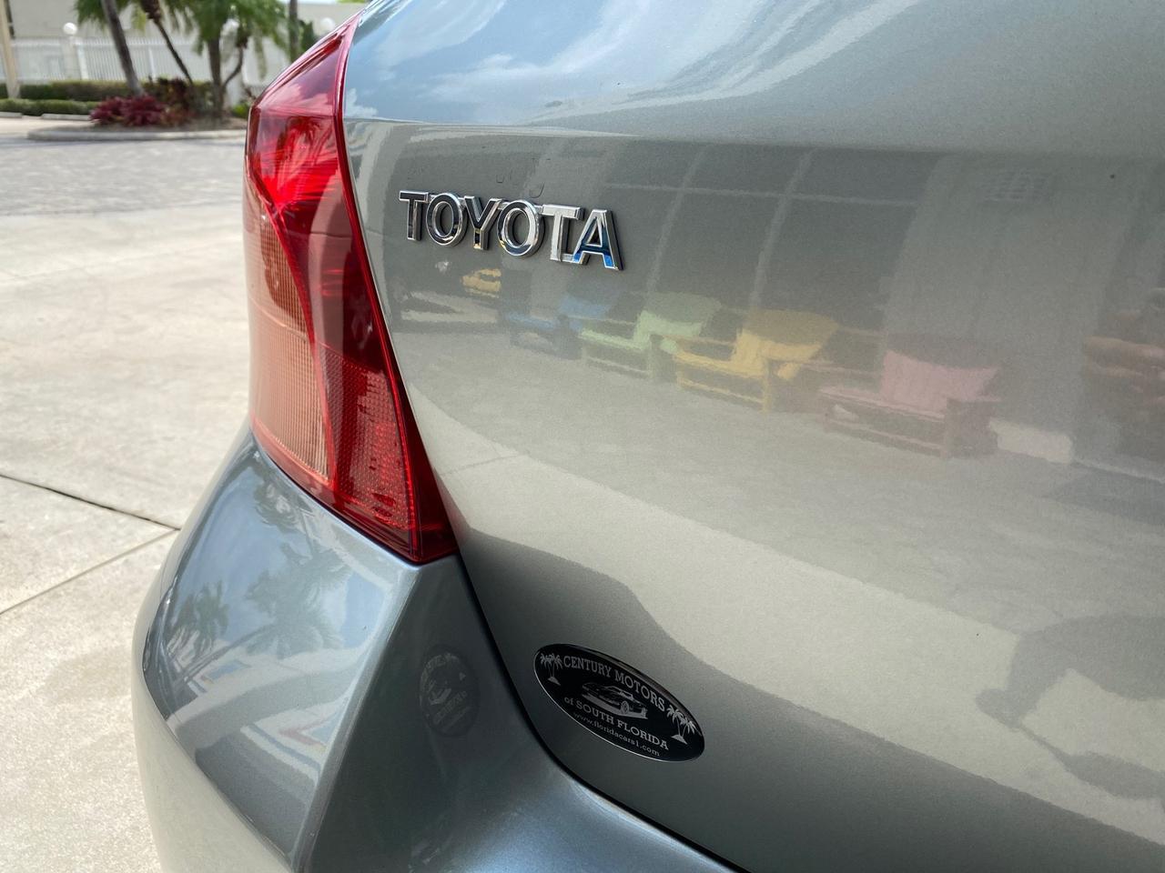 2008 Toyota Yaris AUTO AC LOW MILES 32,410 1 OWNER FL Pompano Beach FL
