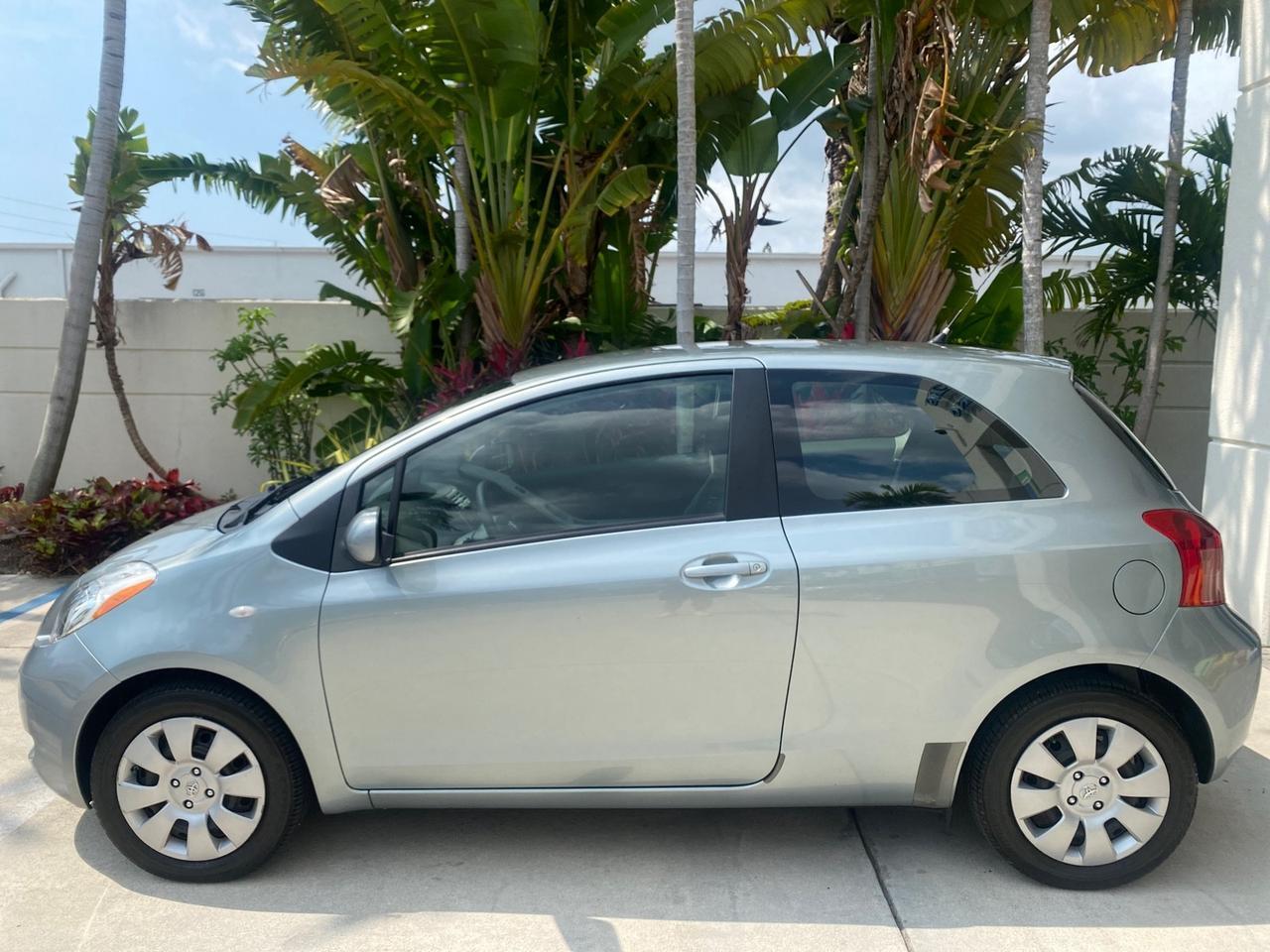 2008 Toyota Yaris AUTO AC LOW MILES 32,410 1 OWNER FL Pompano Beach FL