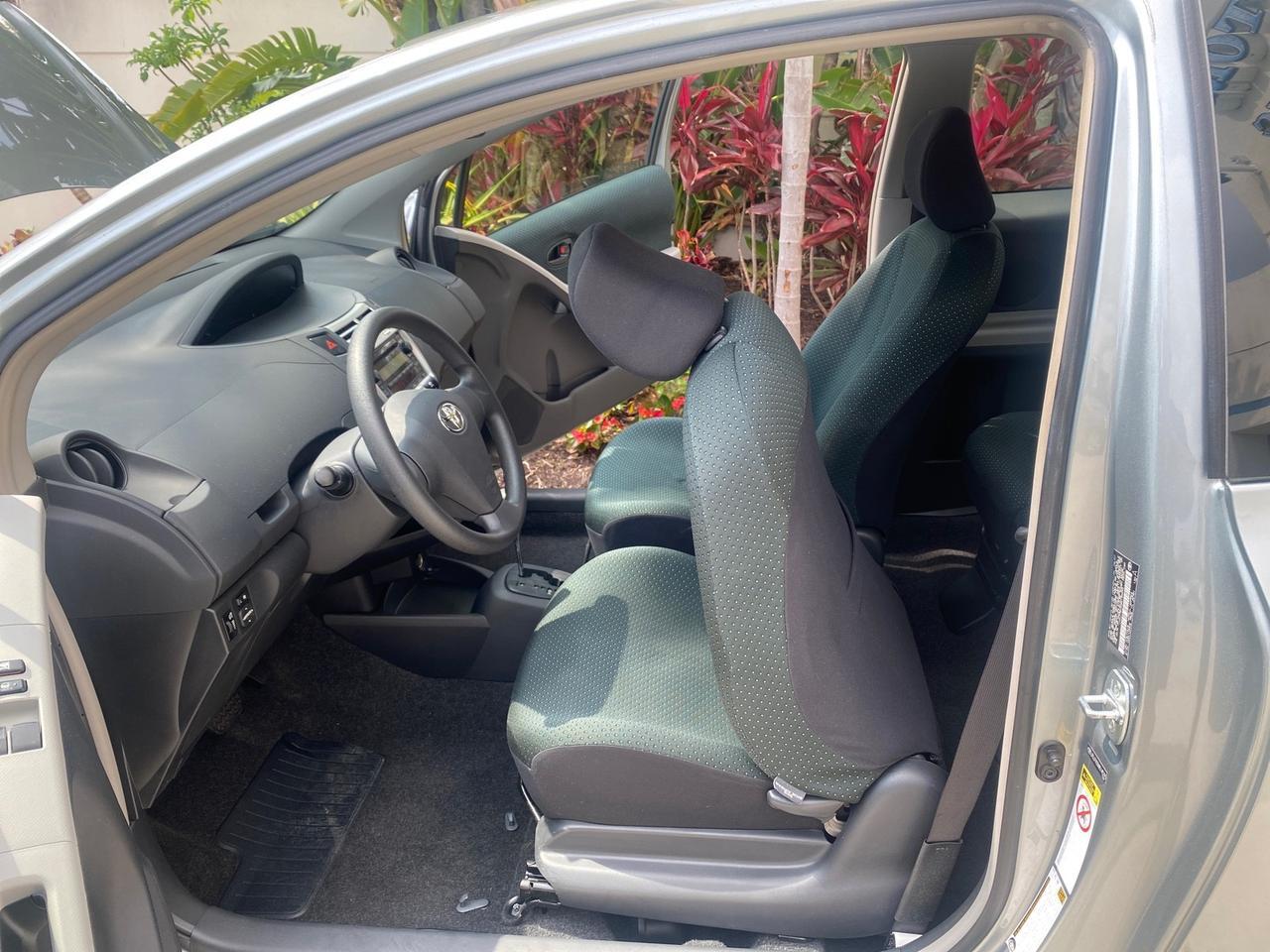 2008 Toyota Yaris AUTO AC LOW MILES 32,410 1 OWNER FL Pompano Beach FL