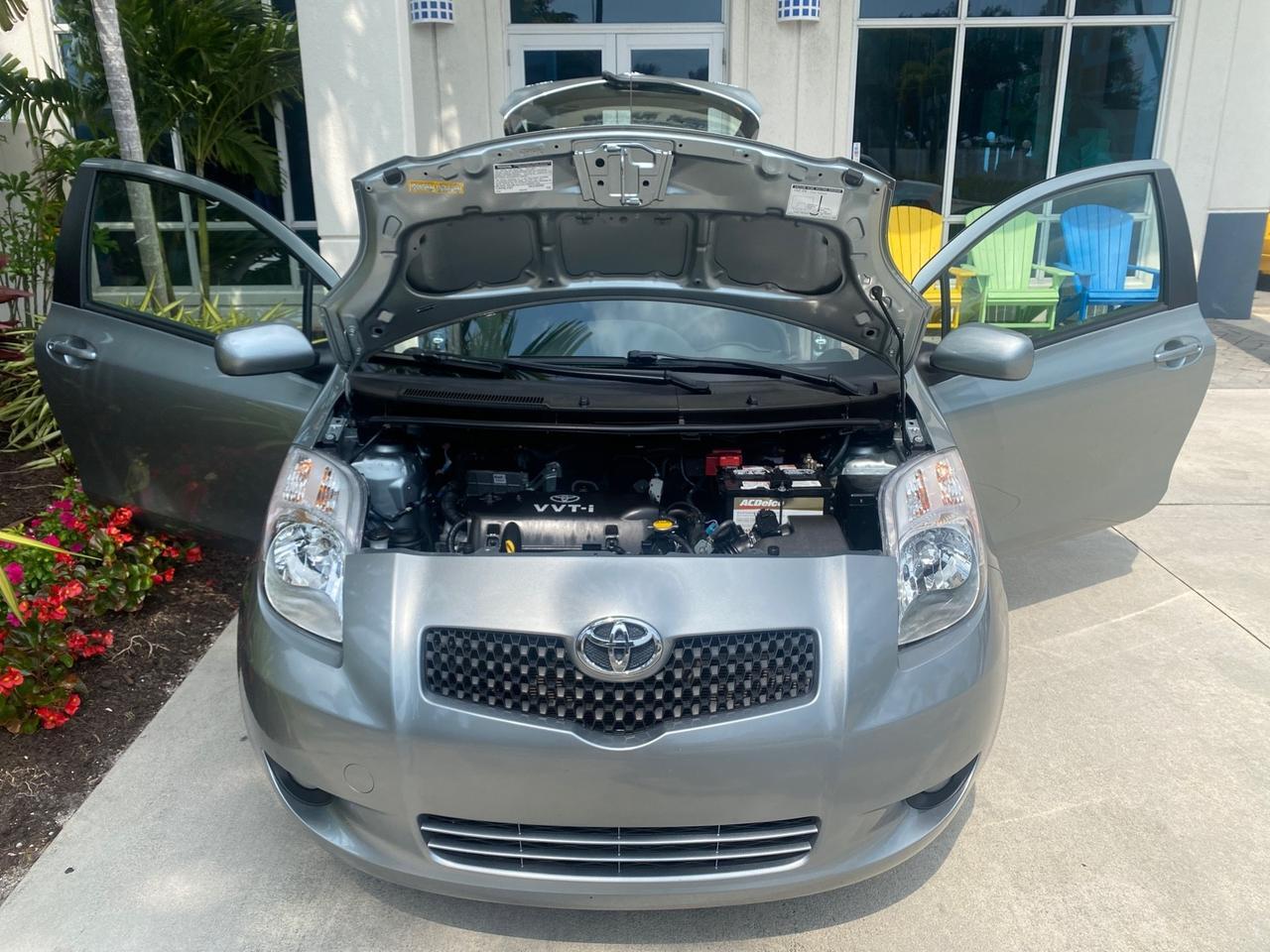 2008 Toyota Yaris AUTO AC LOW MILES 32,410 1 OWNER FL Pompano Beach FL