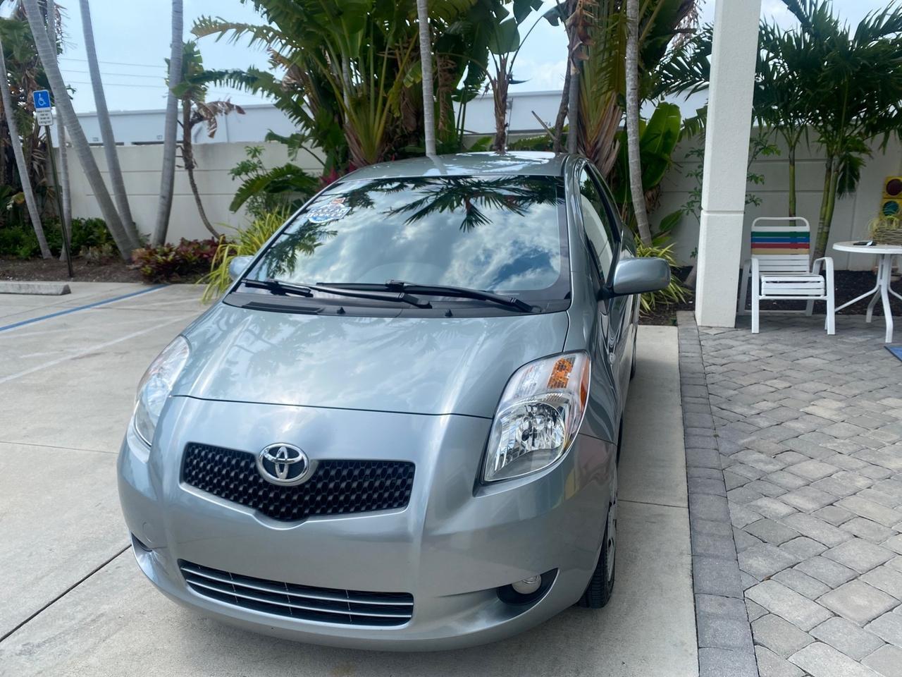 2008 Toyota Yaris AUTO AC LOW MILES 32,410 1 OWNER FL Pompano Beach FL