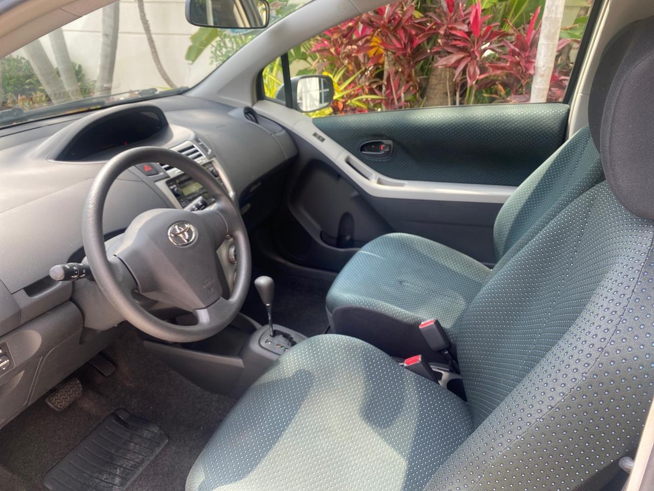 2008 Toyota Yaris AUTO AC LOW MILES 32,410 1 OWNER FL Pompano Beach FL