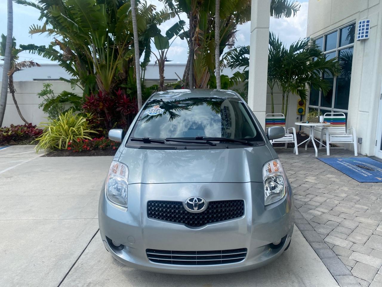 2008 Toyota Yaris AUTO AC LOW MILES 32,410 1 OWNER FL