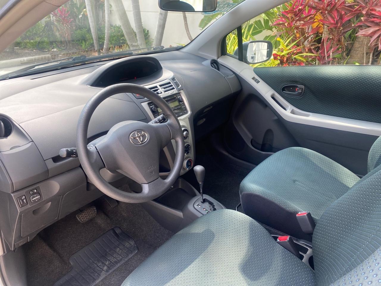 2008 Toyota Yaris AUTO AC LOW MILES 32,410 1 OWNER FL Pompano Beach FL