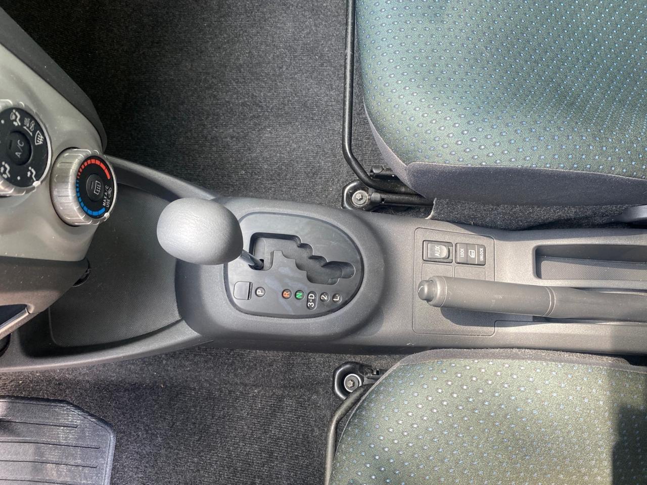 2008 Toyota Yaris AUTO AC LOW MILES 32,410 1 OWNER FL Pompano Beach FL