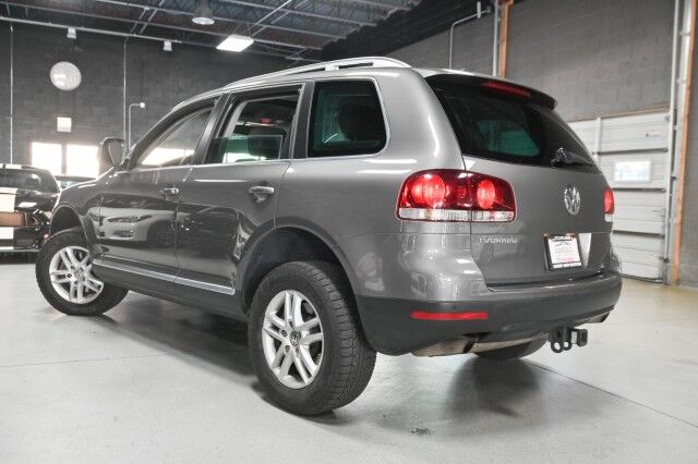 2008 Volkswagen Touareg V6 AWD 4dr SUV Chicago IL