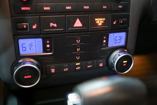 2008 Volkswagen Touareg V6 AWD 4dr SUV Chicago IL