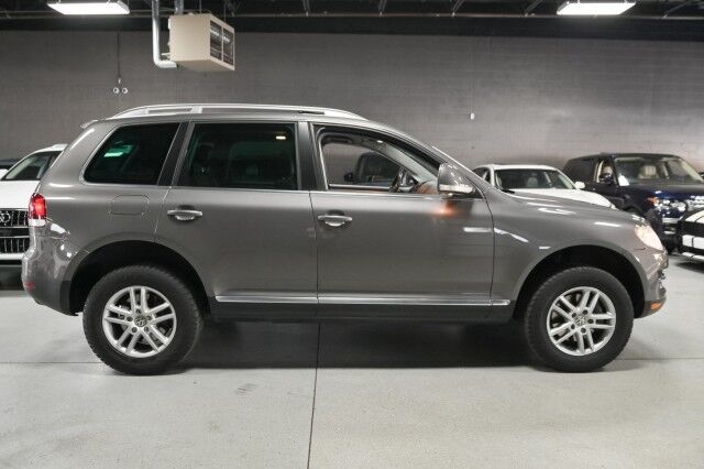 2008 Volkswagen Touareg V6 AWD 4dr SUV Chicago IL