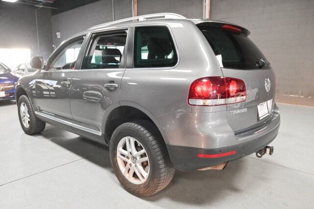 2008 Volkswagen Touareg V6 AWD 4dr SUV Chicago IL