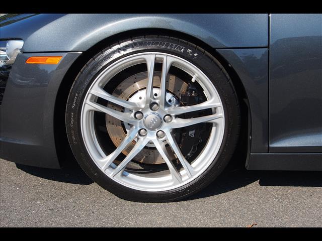 2009 Audi R8 Quattro photo 7