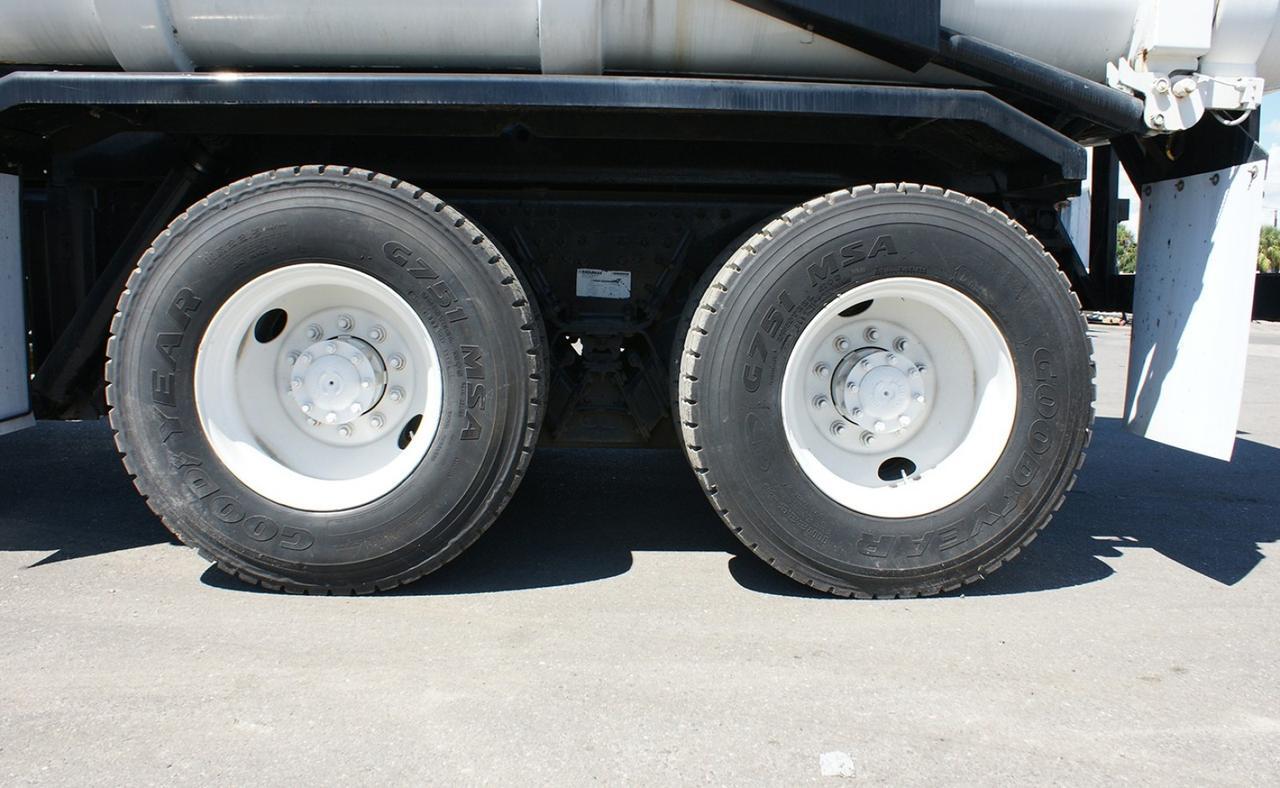 2009 Autocar ACX64 30 yd Heil Side Loader Garbage Truck Tampa FL