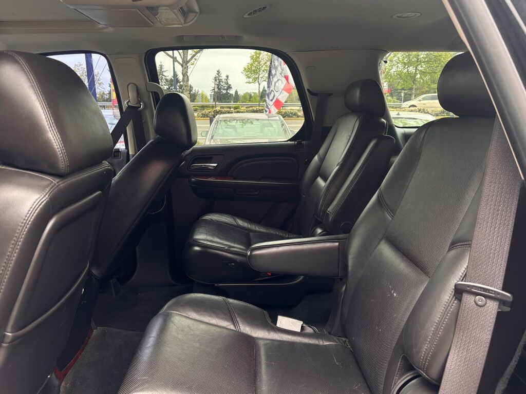 2009 CADILLAC ESCALADE BASE Des Moines WA