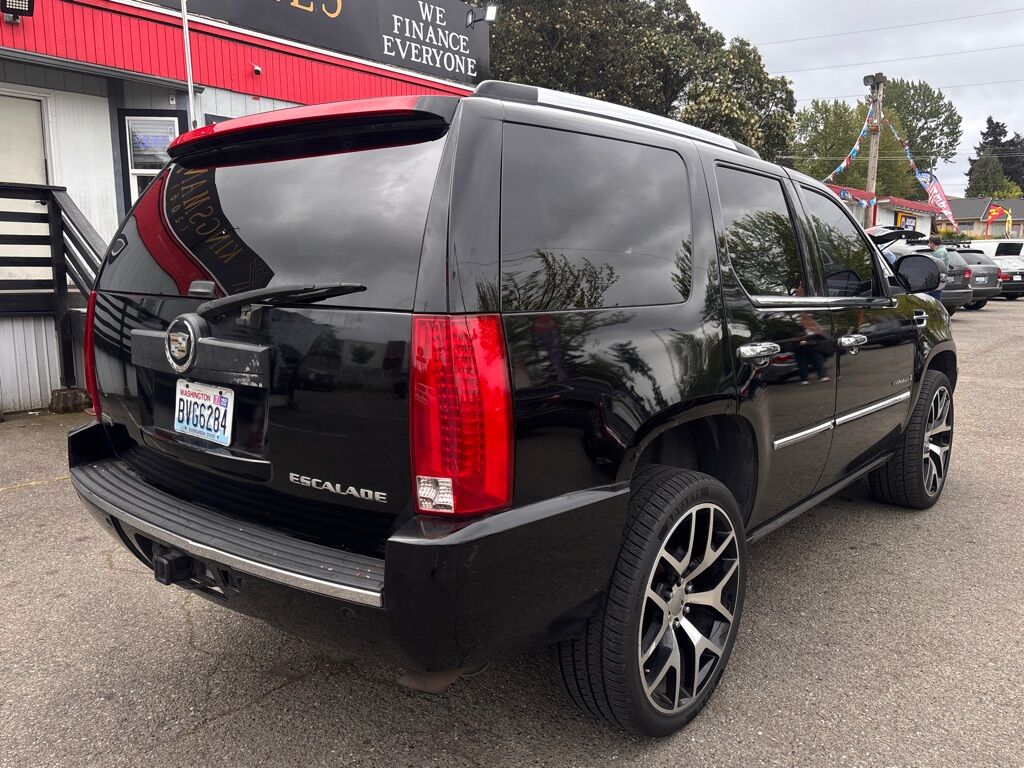 2009 CADILLAC ESCALADE BASE Des Moines WA
