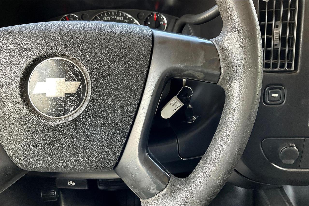 2009 CHEVROLET EXPRESS G3500 Houston TX