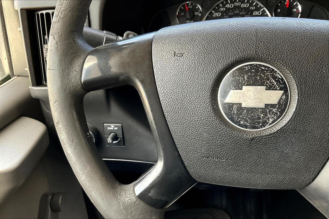2009 CHEVROLET EXPRESS G3500 Houston TX
