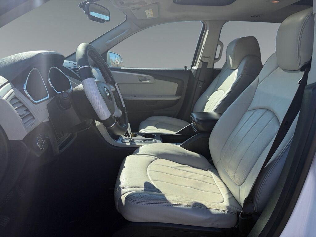 2009 CHEVROLET TRAVERSE LTZ Toledo OH