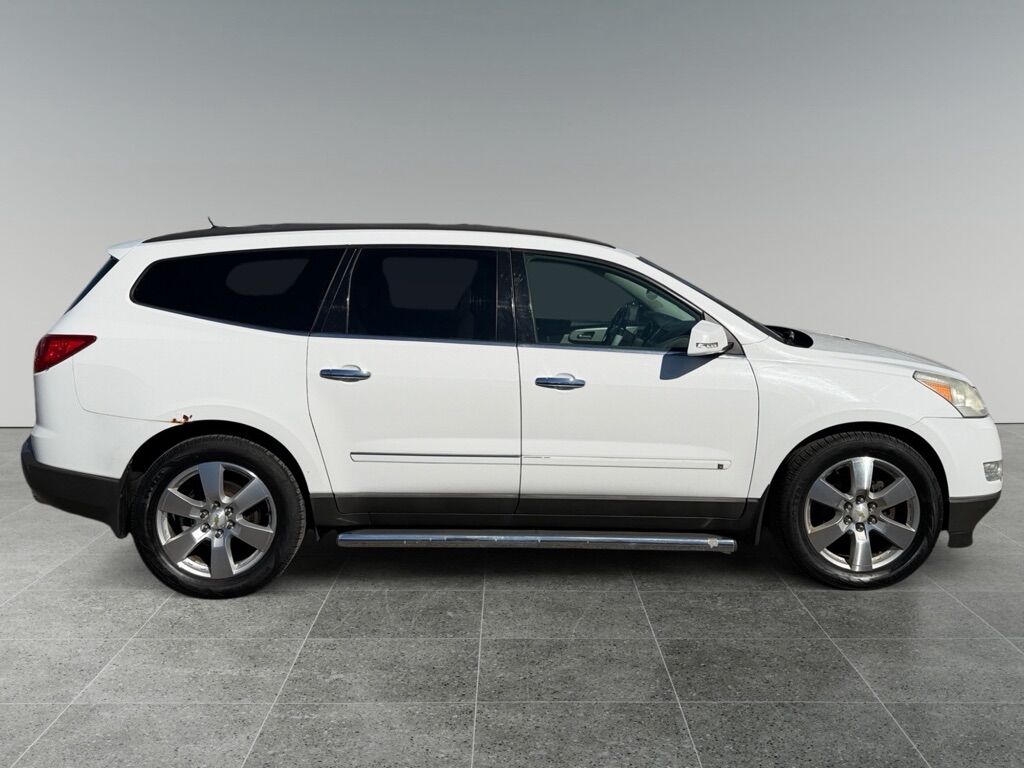 2009 CHEVROLET TRAVERSE LTZ Toledo OH