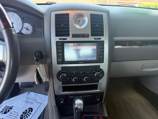 2009 CHRYSLER 300 Limited Greensboro NC