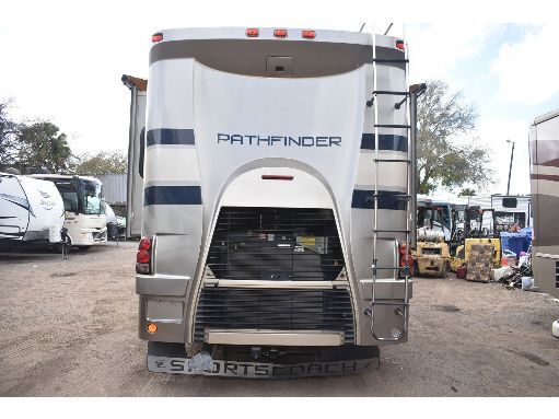 2009 COACHMAN PATHFINDER 405FK Charlotte NC