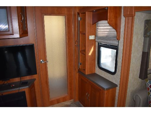 2009 COACHMAN PATHFINDER 405FK Charlotte NC