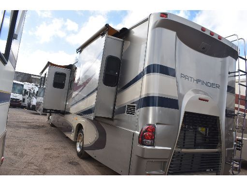 2009 COACHMAN PATHFINDER 405FK Charlotte NC