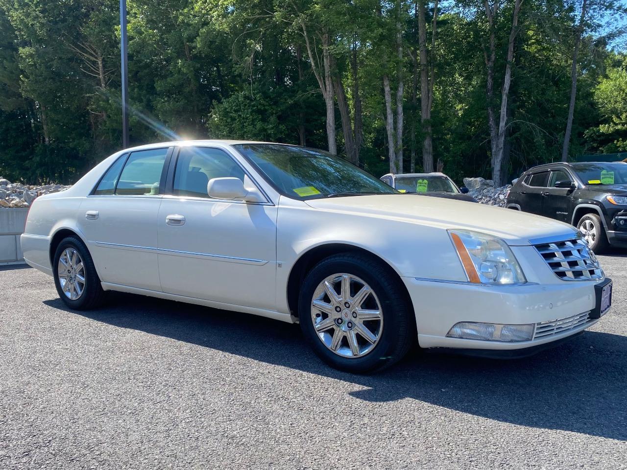 Exciting Cadillac Dts Luxury Iii Photos