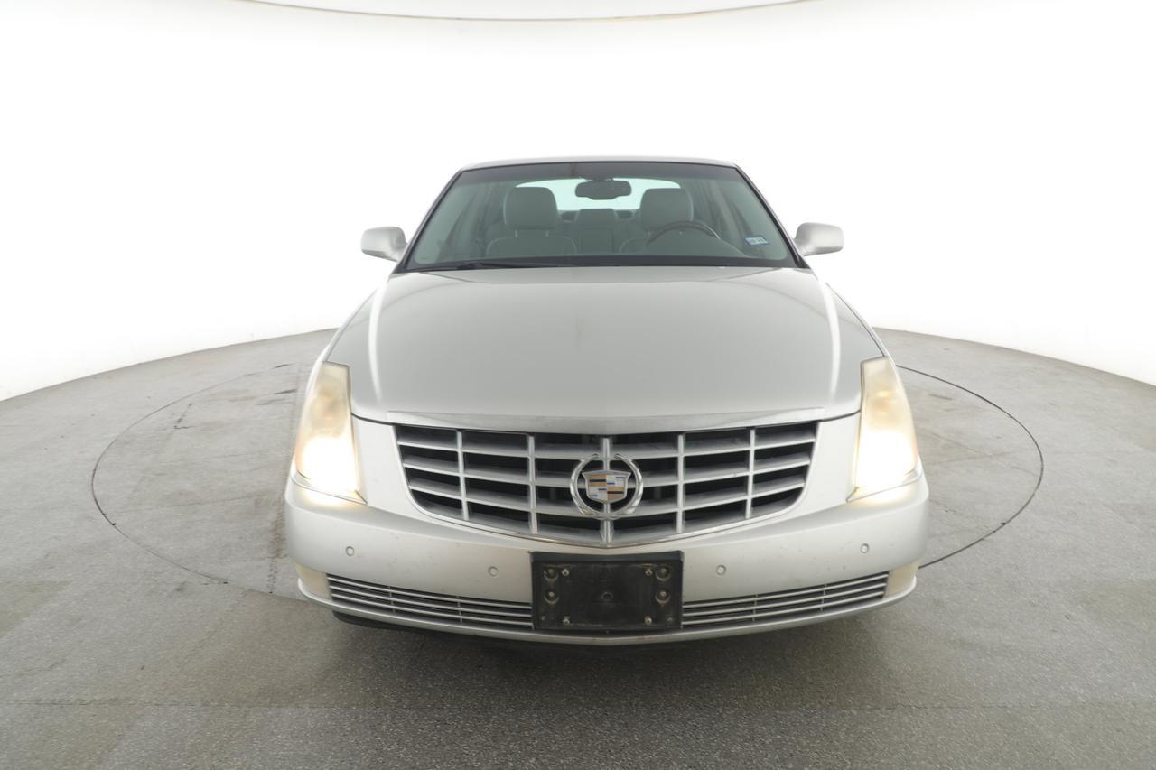 2009 Cadillac DTS with 1SC