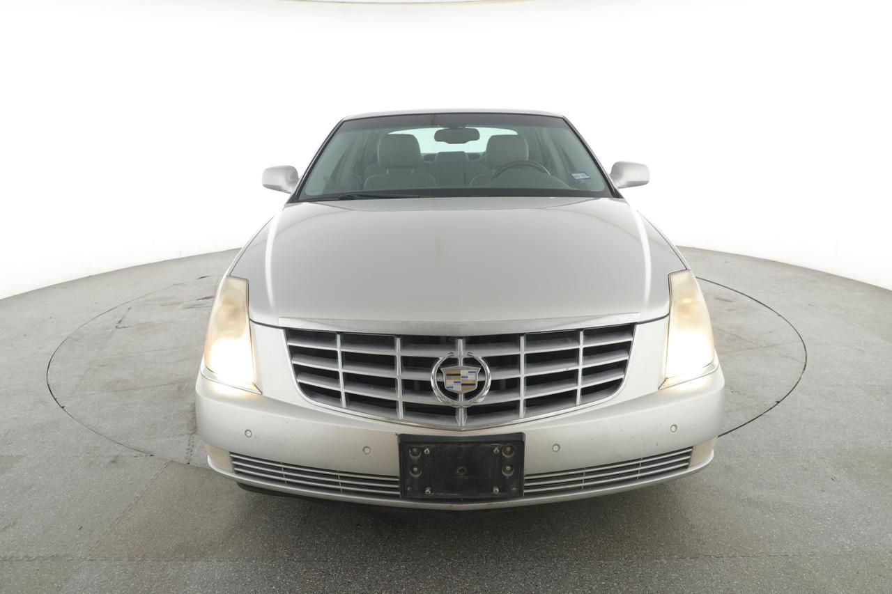 2009 Cadillac DTS with 1SC
