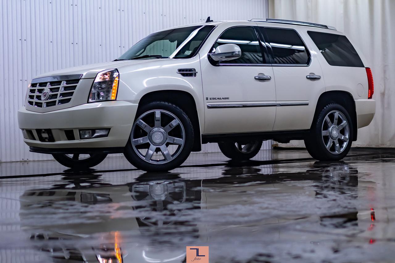 2009 Cadillac Escalade AWD Luxury Leather Roof Nav Red Deer AB