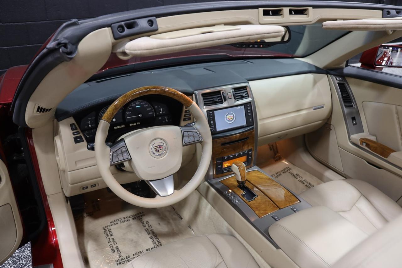 2009 Cadillac XLR Platinum Edition 2dr Convertible Skokie IL