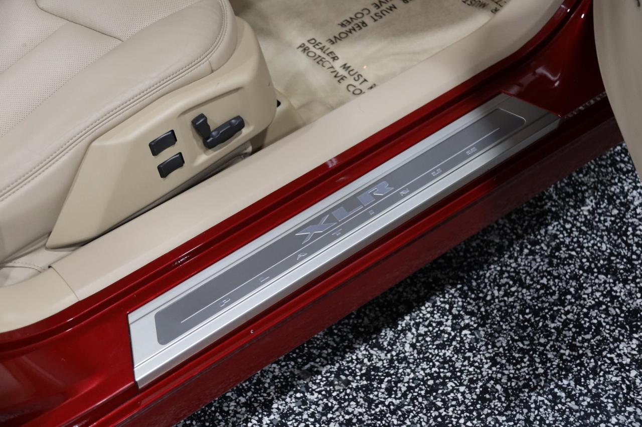 2009 Cadillac XLR Platinum Edition 2dr Convertible Skokie IL