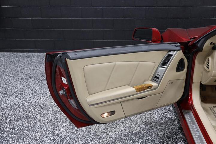 2009 Cadillac XLR Platinum photo 34