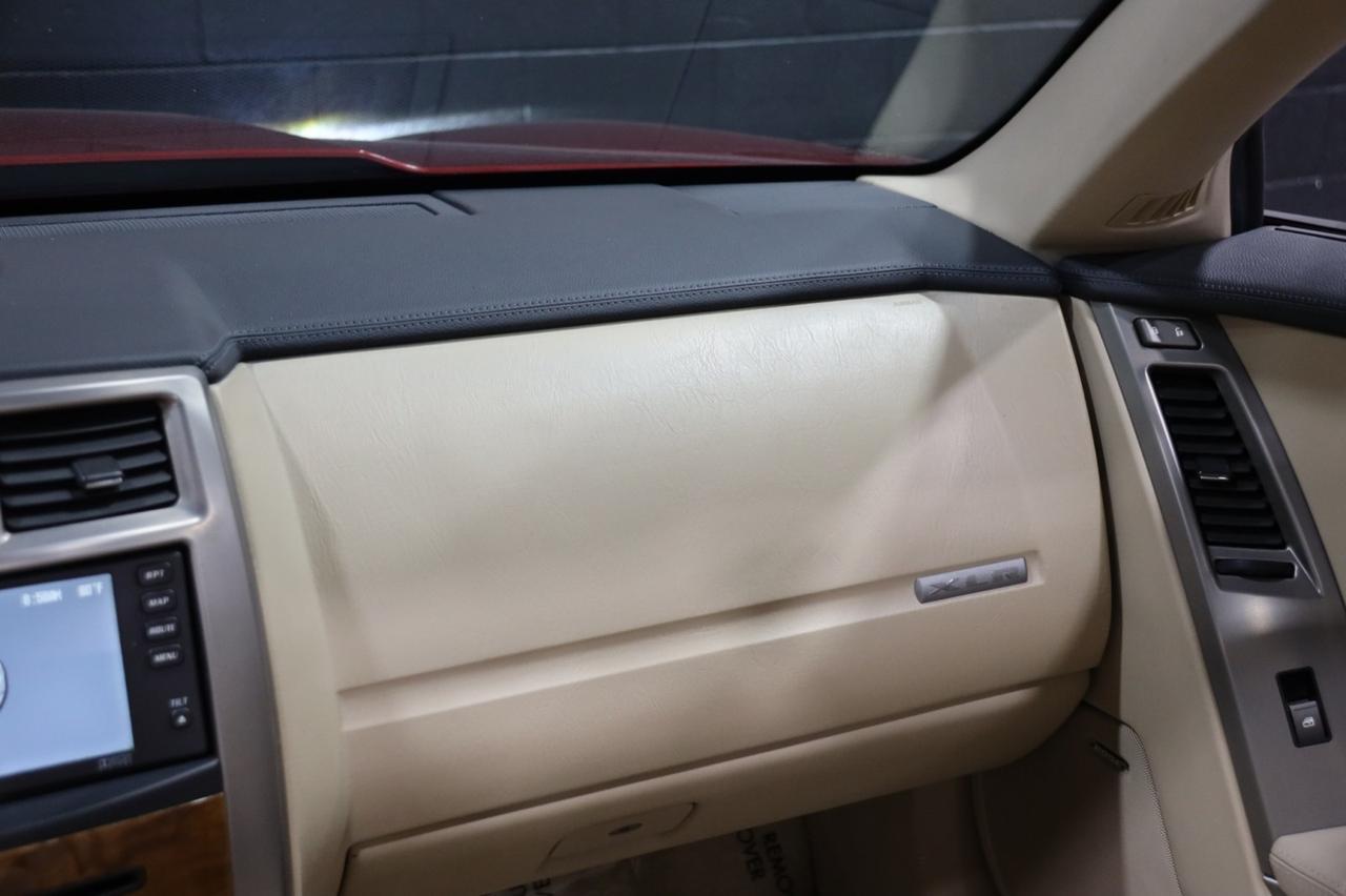 2009 Cadillac XLR Platinum Edition 2dr Convertible Skokie IL