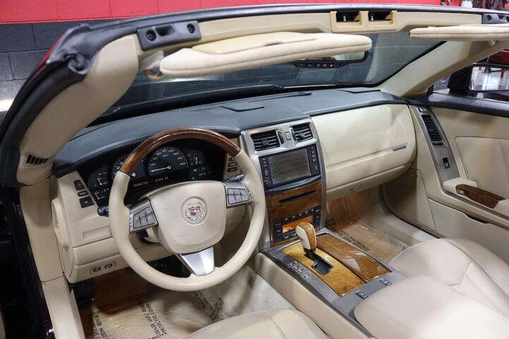 2009 Cadillac XLR Platinum Edition 2dr Convertible Chicago IL