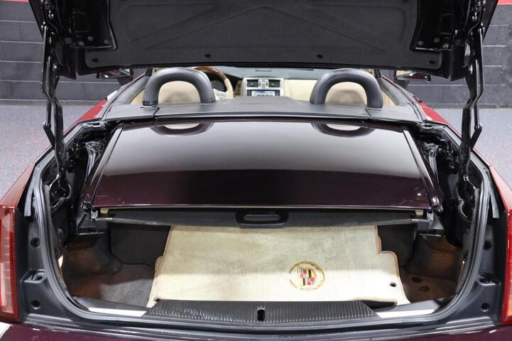 2009 Cadillac XLR Platinum Edition 2dr Convertible Chicago IL