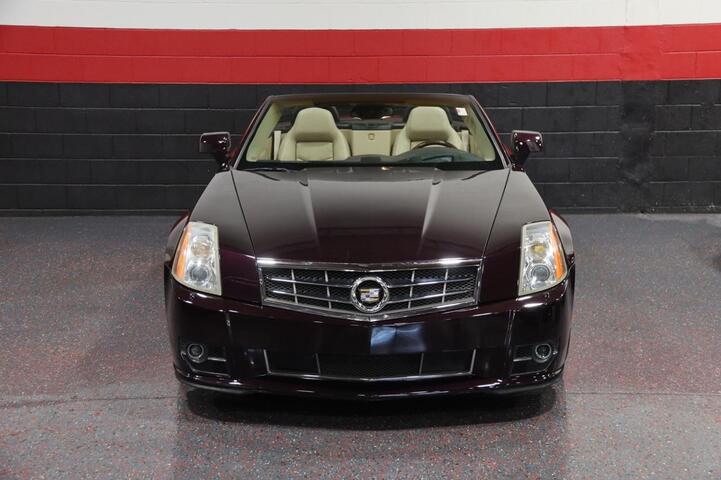 2009 Cadillac XLR Platinum Edition 2dr Convertible Chicago IL