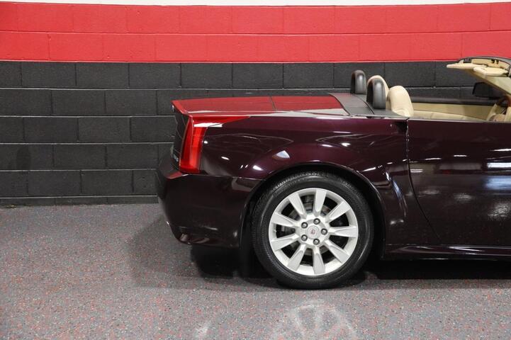 2009 Cadillac XLR Platinum Edition 2dr Convertible Chicago IL