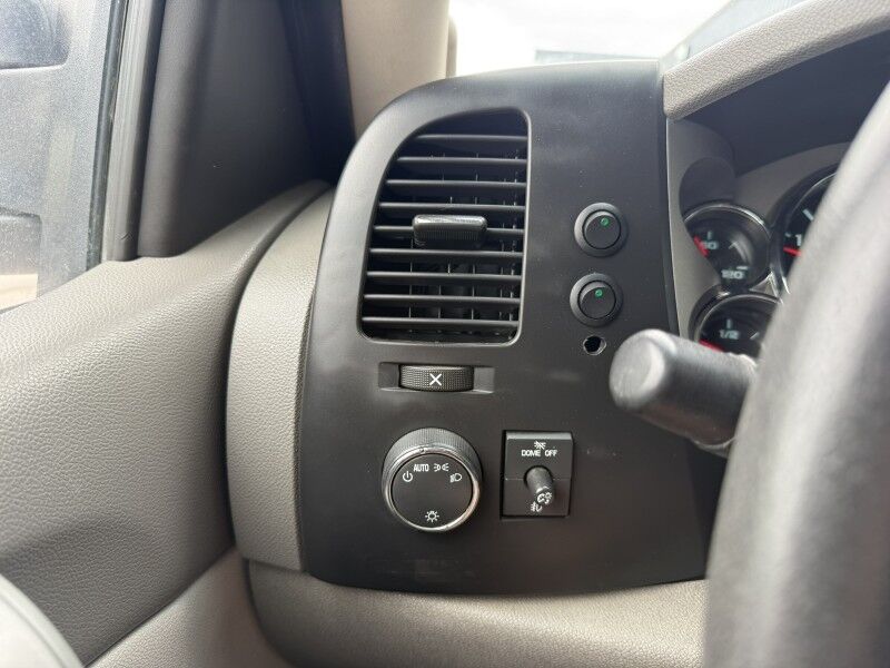 2009 Chevrolet 3500HD DRW 4x4 Diesel Flatbed Work Truck Collinsville OK