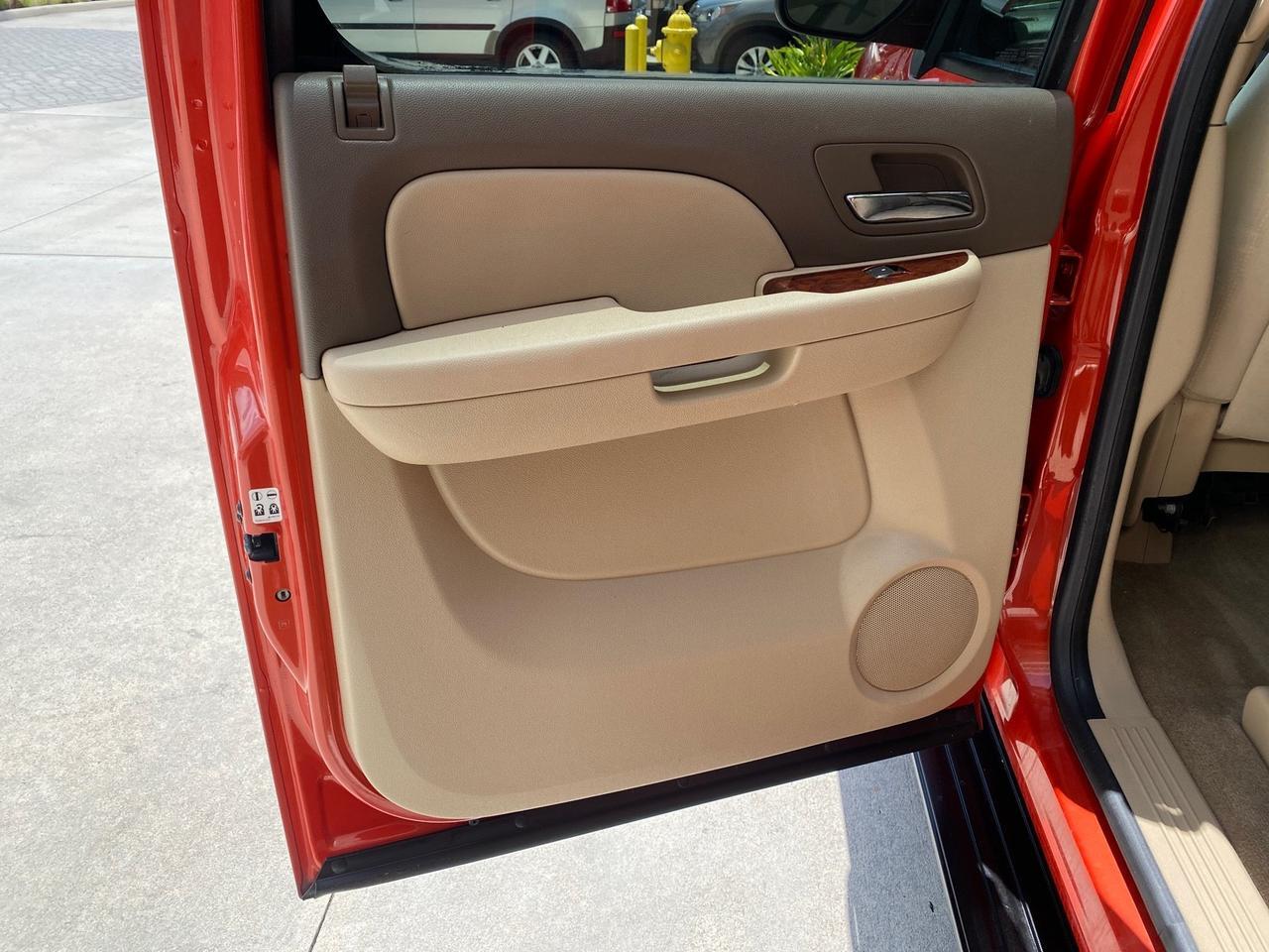 2009 Chevrolet Avalanche LT w/1LT LOW MILES 58,696 Pompano Beach FL